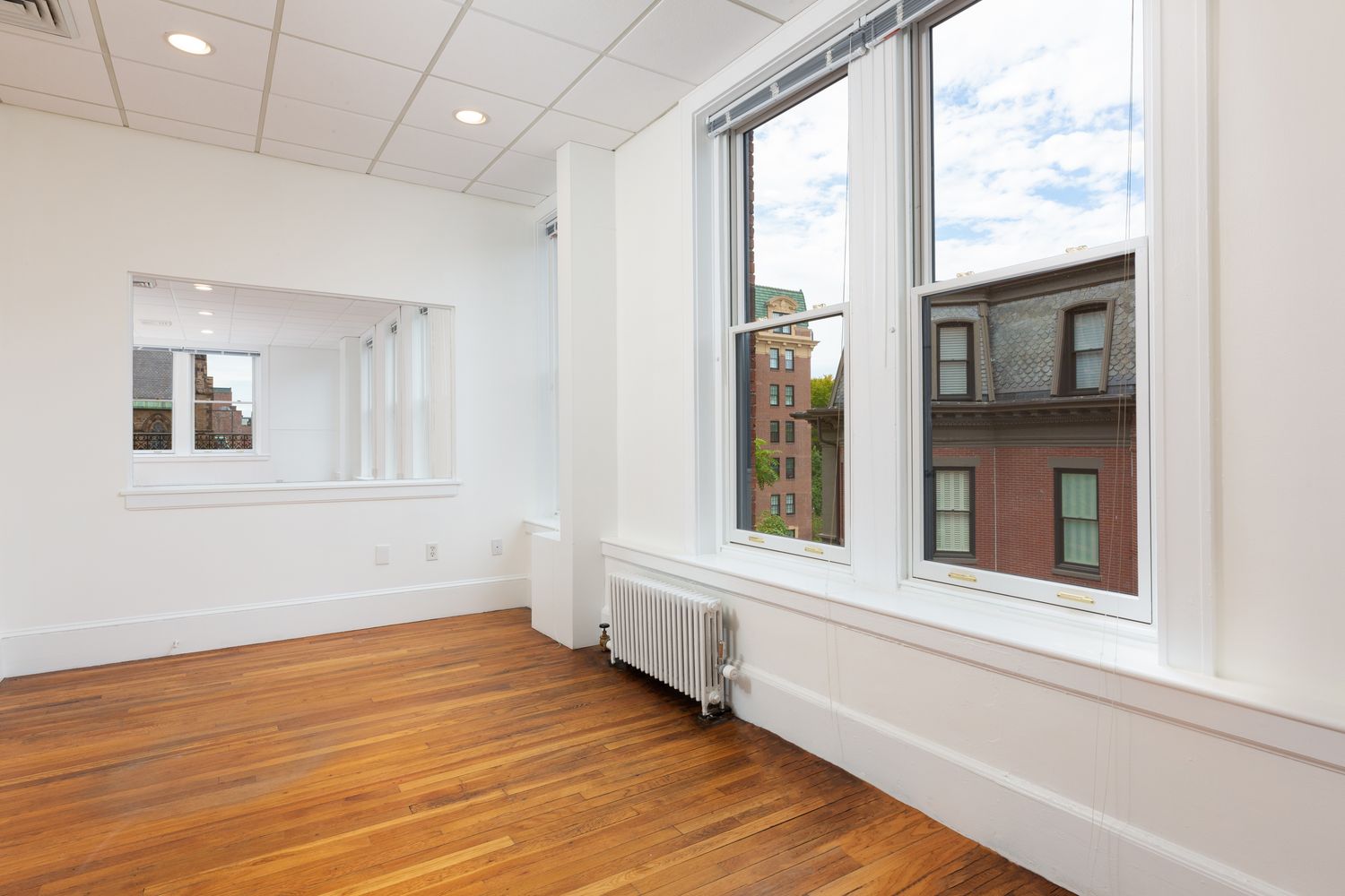 4th Floor Suite